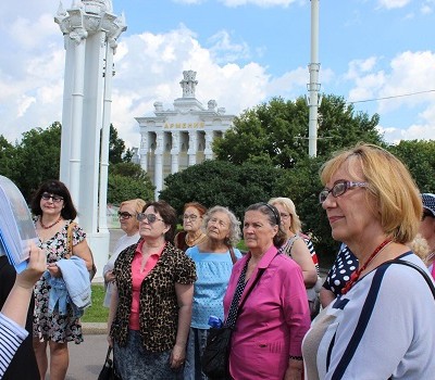 Жители Московского посетили Выставку достижений народного хозяйства