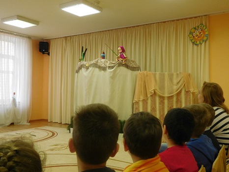 Кукольный спектакль показали в школе №2065