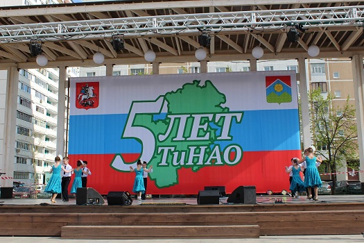Танцевальный флэшмоб устроят в честь Дня молодежи у Дворца культуры